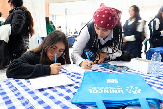UNINCOL participa en la feria universitaria Yo quiero ser. 